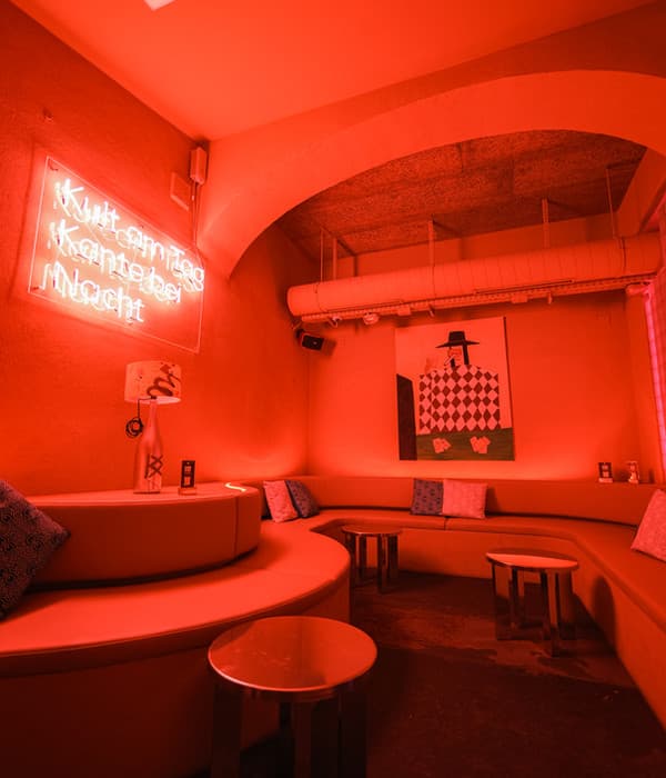 Lounge 1